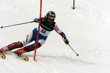 حضور ورزشکاران روس با پرچم جهانی در رقابت های بین المللی اسکی