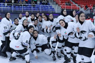 کمترین پاداش وزارت ورزش و جوانان به هاکی روی یخ اعلام انجمن مستقل است