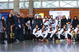 بازگشت دختران هاکی روی یخ به ایران پس از قهرمانی در مسابقات آسیا-اقیانوسیه   